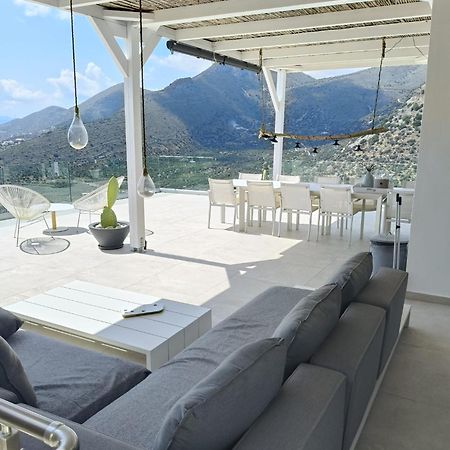 Villa Estee, Luxury Villa With Private Infinity Pool And Jacuzzi 伊罗达 外观 照片