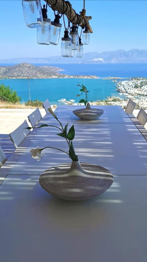 Villa Estee, Luxury Villa With Private Infinity Pool And Jacuzzi 伊罗达 外观 照片