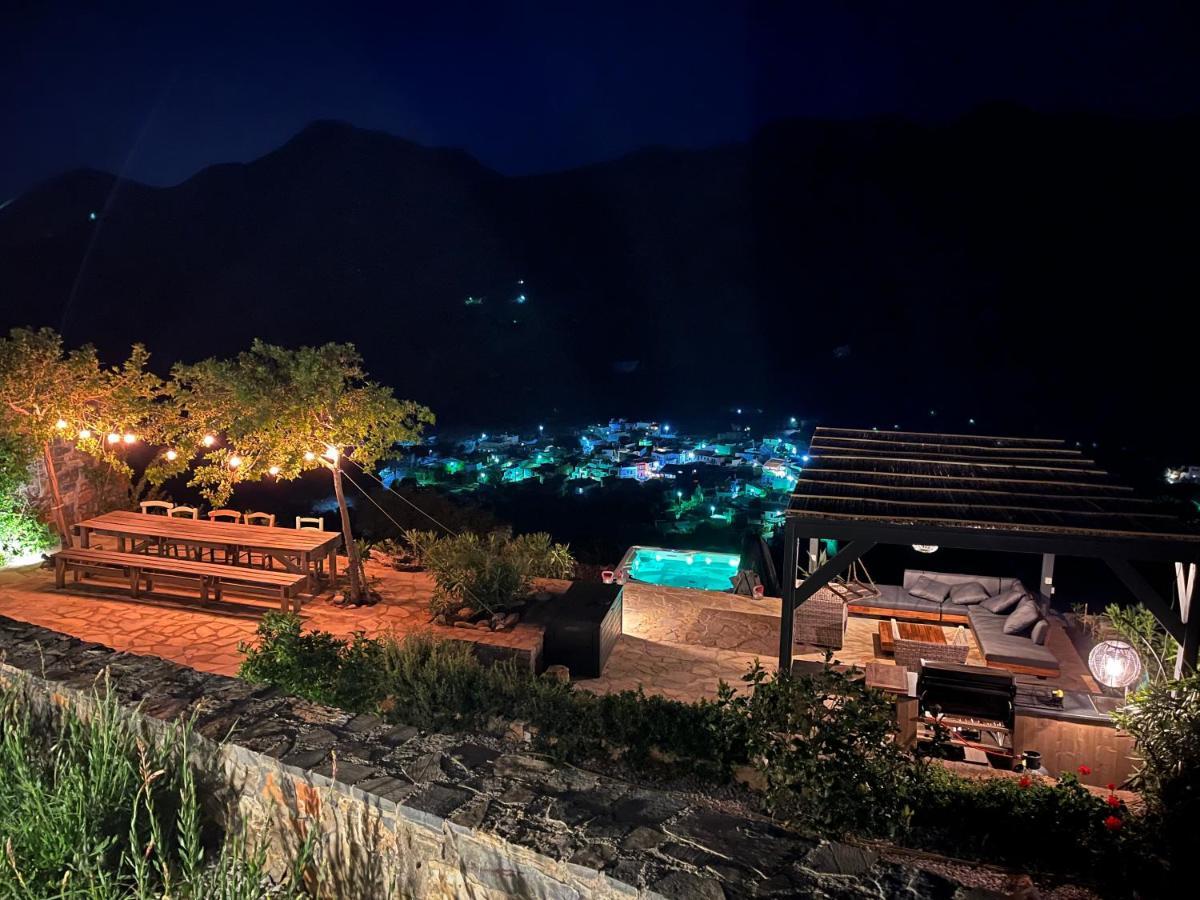 Villa Estee, Luxury Villa With Private Infinity Pool And Jacuzzi 伊罗达 外观 照片