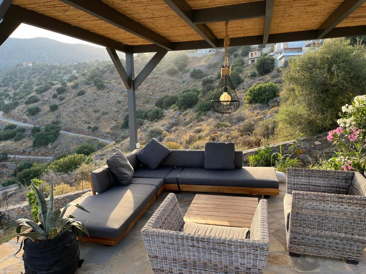 Villa Estee, Luxury Villa With Private Infinity Pool And Jacuzzi 伊罗达 外观 照片