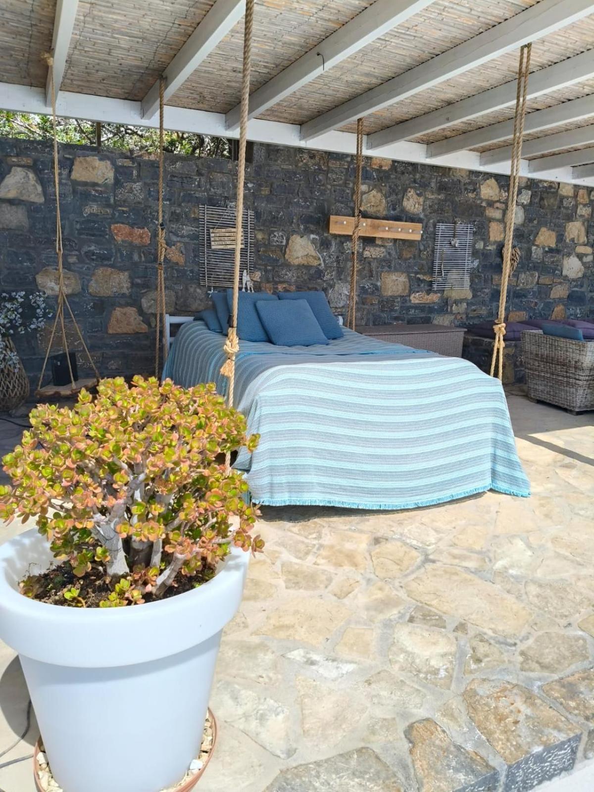 Villa Estee, Luxury Villa With Private Infinity Pool And Jacuzzi 伊罗达 外观 照片